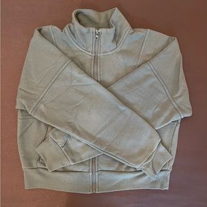 Green/ turquoise sweater. Crop sweater.